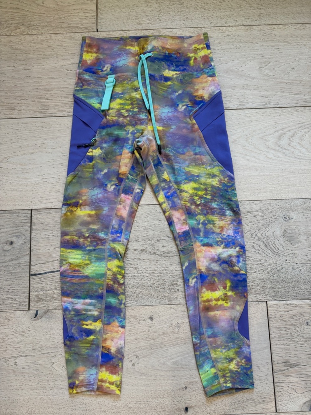 Lululemon Cargo Super High-Rise Hiking Tight 25” in Altered Nature Size 8 - Picture 7 of 13